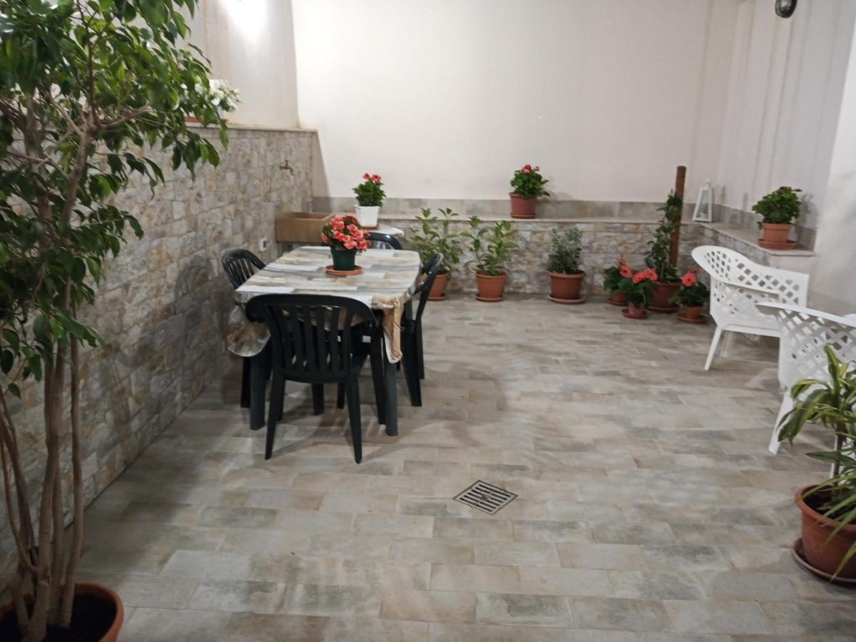 Zisa Home Ai Cantieri Culturali-Facile Posteggio In Strada No Ticket Palermo Buitenkant foto