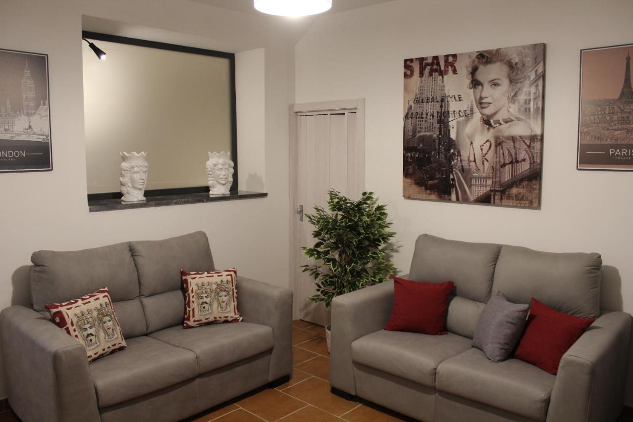 Zisa Home Ai Cantieri Culturali-Facile Posteggio In Strada No Ticket Palermo Buitenkant foto